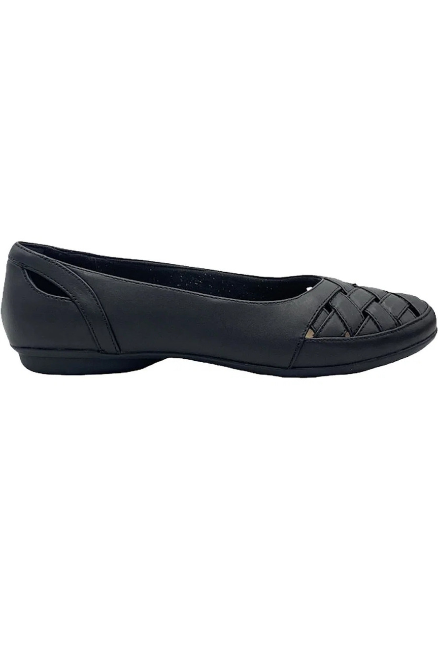 Clarks Collection Leather or Suede Flats Gracelin Maze Black - Wide